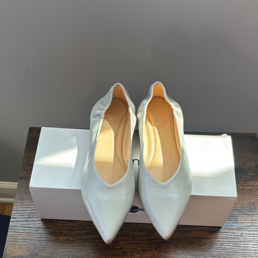Calvin Klein Women's Pointed Leather Flats - White
